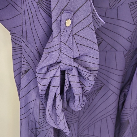 Apt. 9 - Purple, V Neckline, Geometric Pattern, Cuffed Sleeve Blouse - Picture 4 of 5